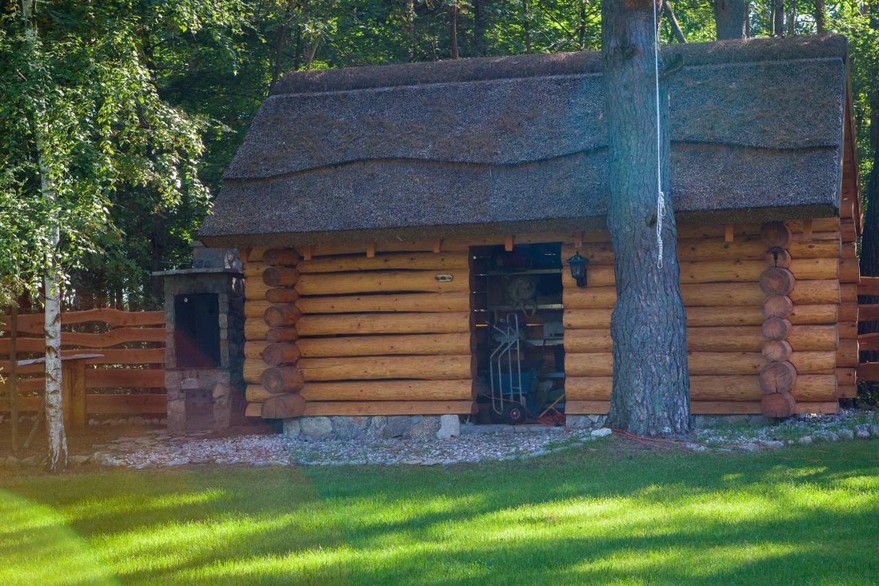 Saski Zakatek, Wakacje W Bajkowym Domku!!! Mazury, Sauna, Jezioro, Pomost, Sasek Maly Luaran gambar